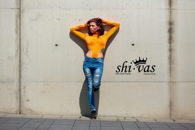 the orange string-body