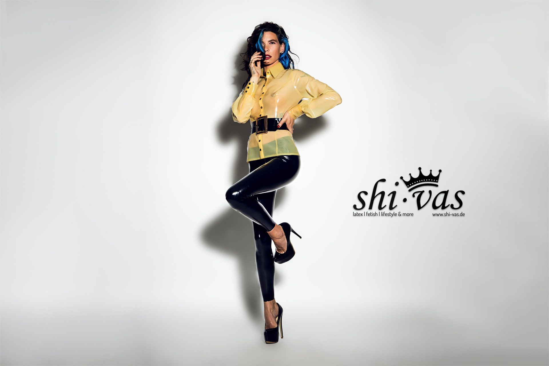 transparente Latex-Bluse