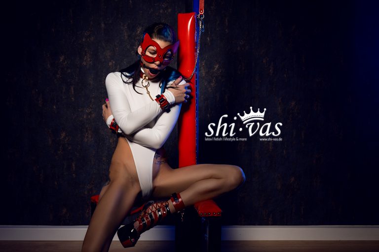 owned in a white highcut, Teil 02