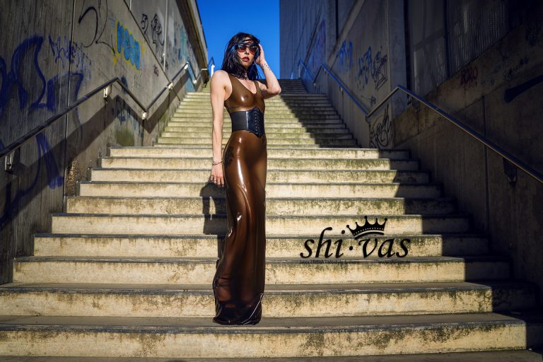 What a dress! Teil 02