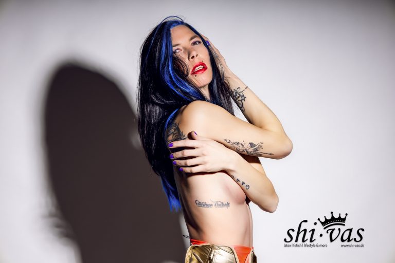 Realise Poolslider: Badeanzug oder Waffe? Teil 02